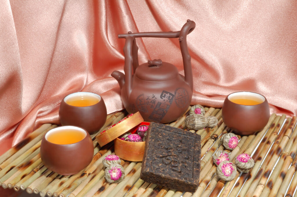 Chinese teapot and cups