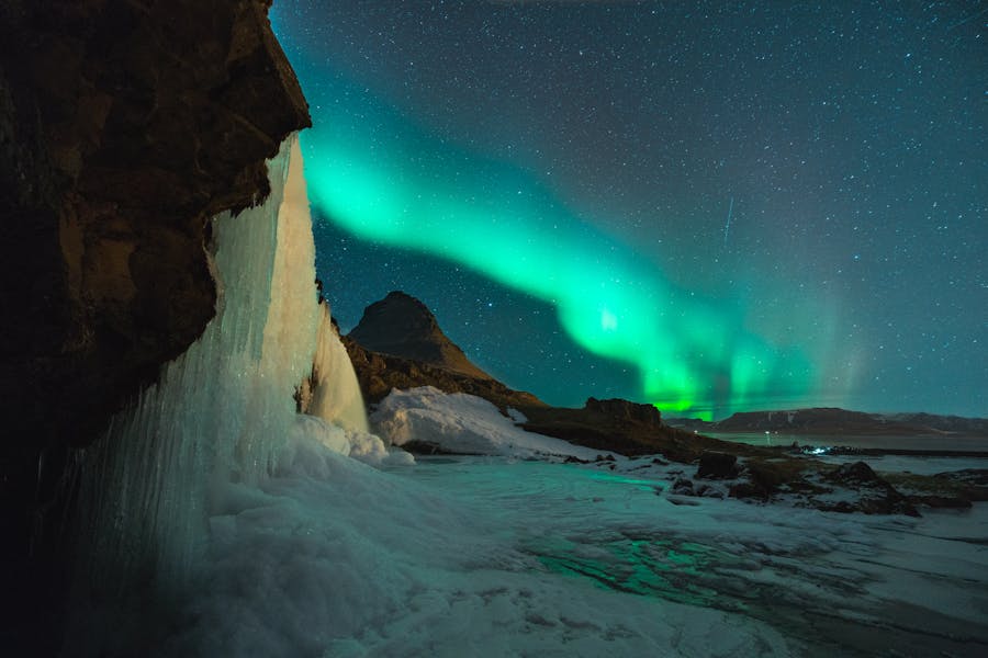 Choosing the Best Time for Night Photography in Iceland