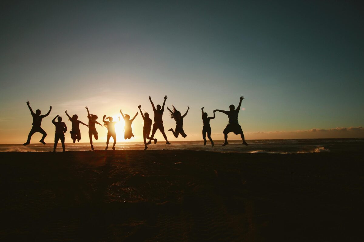 How to Travel with Friends 5 Essential Tips for a Drama-Free Group Adventure