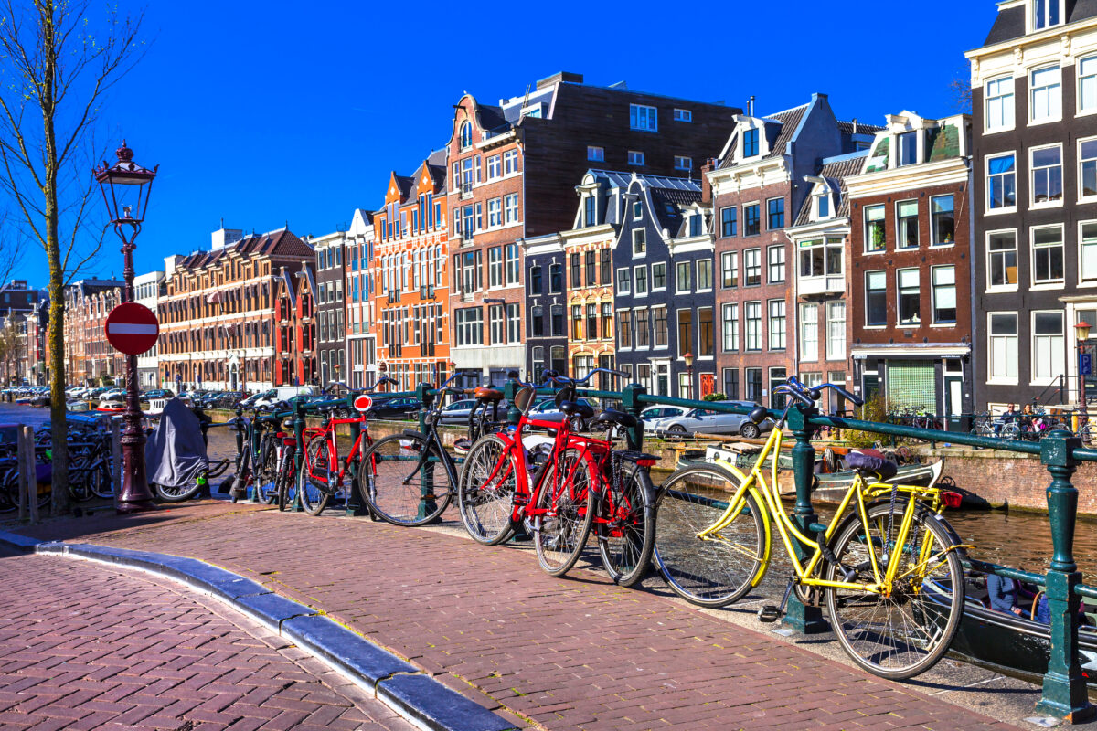 Cycling Through Amsterdam Like a Local: Routes &amp; Gear Tips