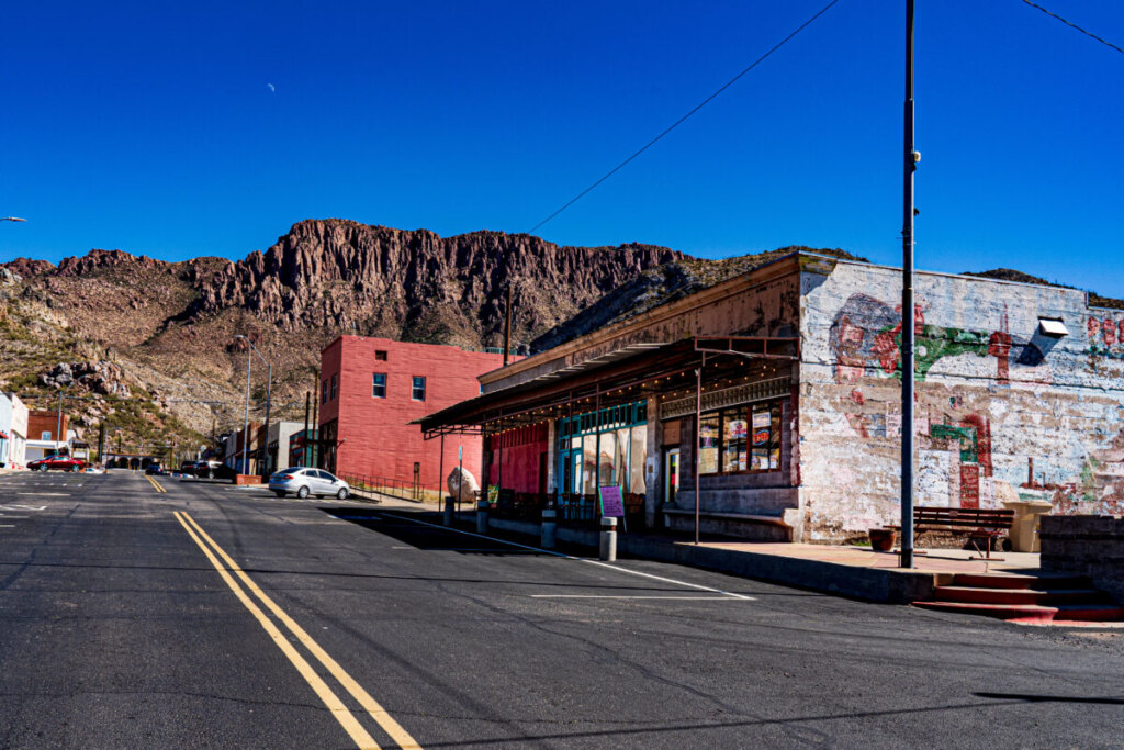 Main street view in Globe, Arizona